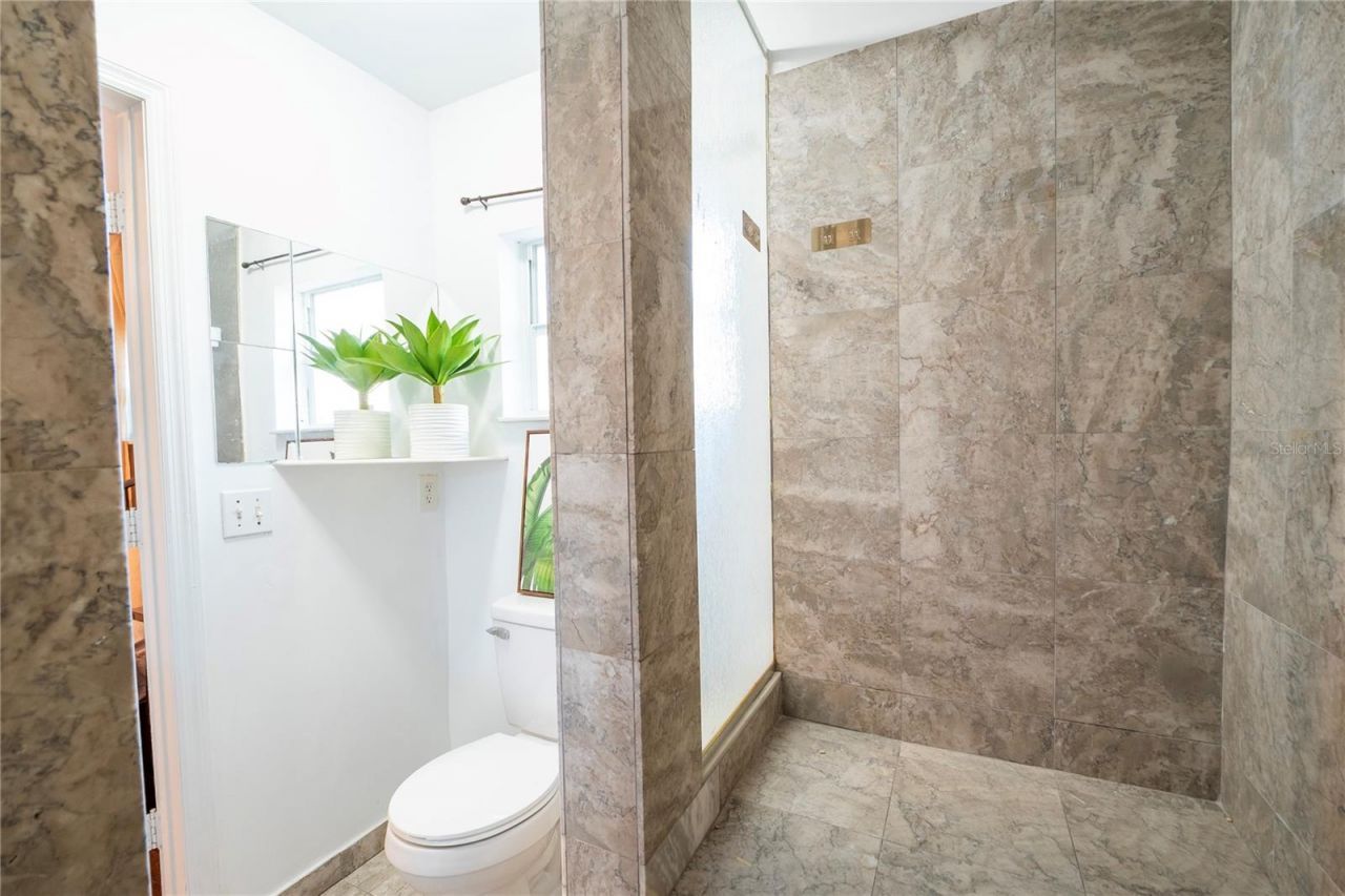 720 - 724 7th Street N, Saint Petersburg, FL 33701 Photo