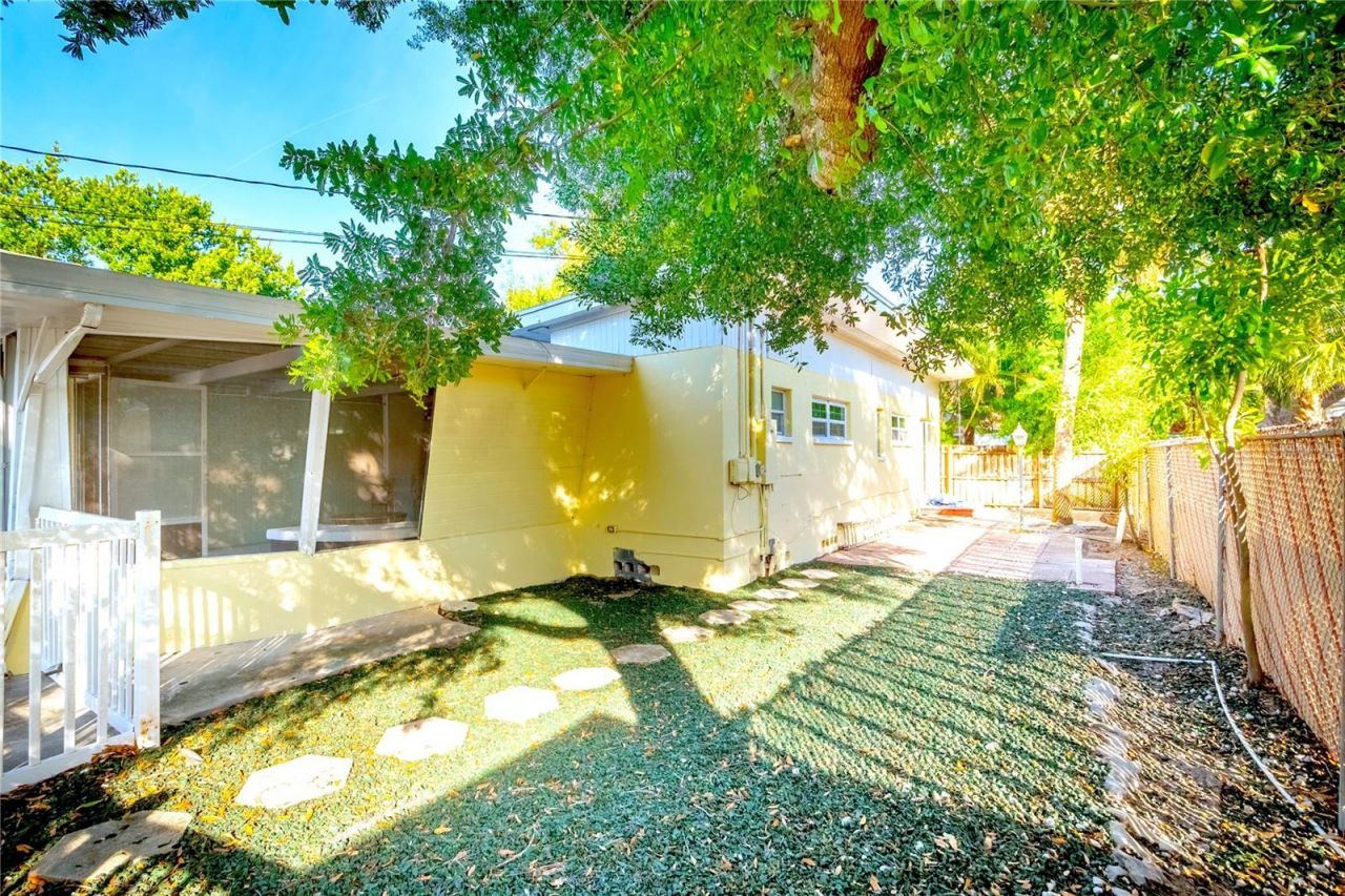 720 - 724 7th Street N, Saint Petersburg, FL 33701 Photo