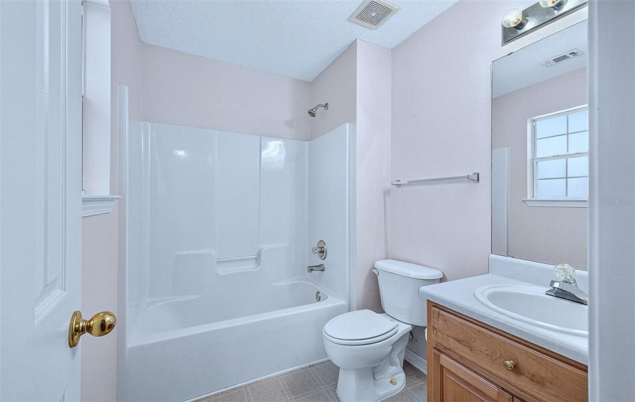 1548 Pelican Point Drive, Cantonment, FL 32533 Photo