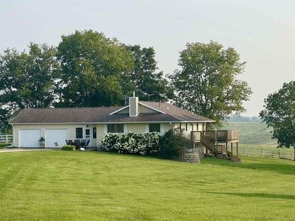 5082 Highway 34, Melrose, IA 52569