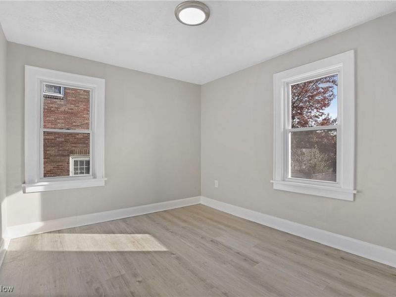 508 E Tallmadge Avenue, Akron, OH 44310 Photo 15