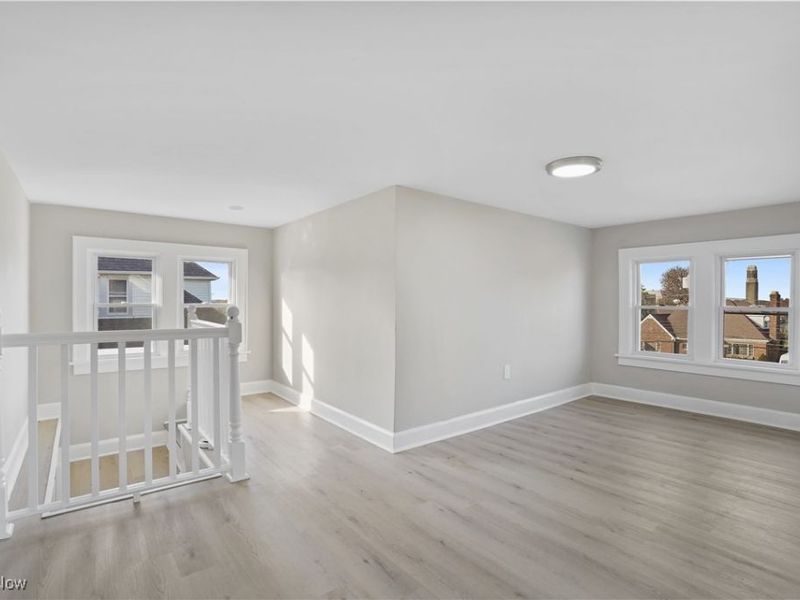 508 E Tallmadge Avenue, Akron, OH 44310 Photo 19