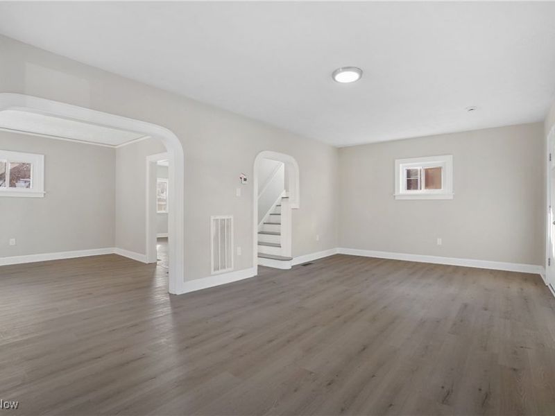 508 E Tallmadge Avenue, Akron, OH 44310 Photo 4