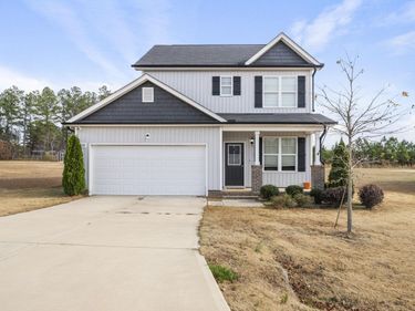 228 Olde Place Drive, Zebulon, NC 27597