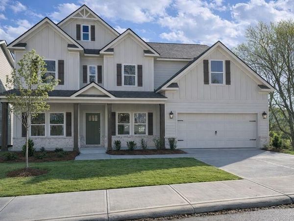 1325 Firelight Way, Ooltewah, TN 37363