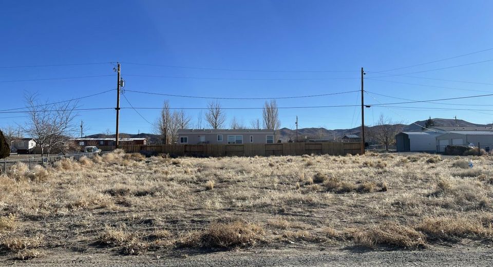 38 Buffalo Lane, Yerington, NV 89447 Photo