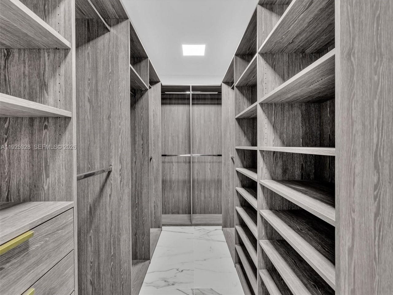 230 174th St, Unit 712, Sunny Isles Beach, FL 33160 Photo