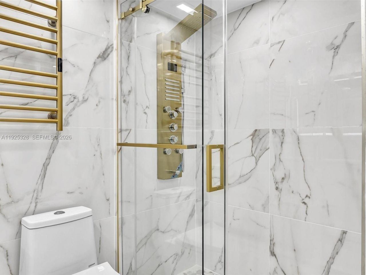 230 174th St, Unit 712, Sunny Isles Beach, FL 33160 Photo