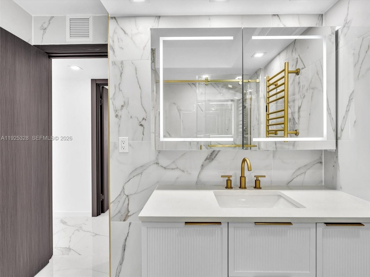 230 174th St, Unit 712, Sunny Isles Beach, FL 33160 Photo