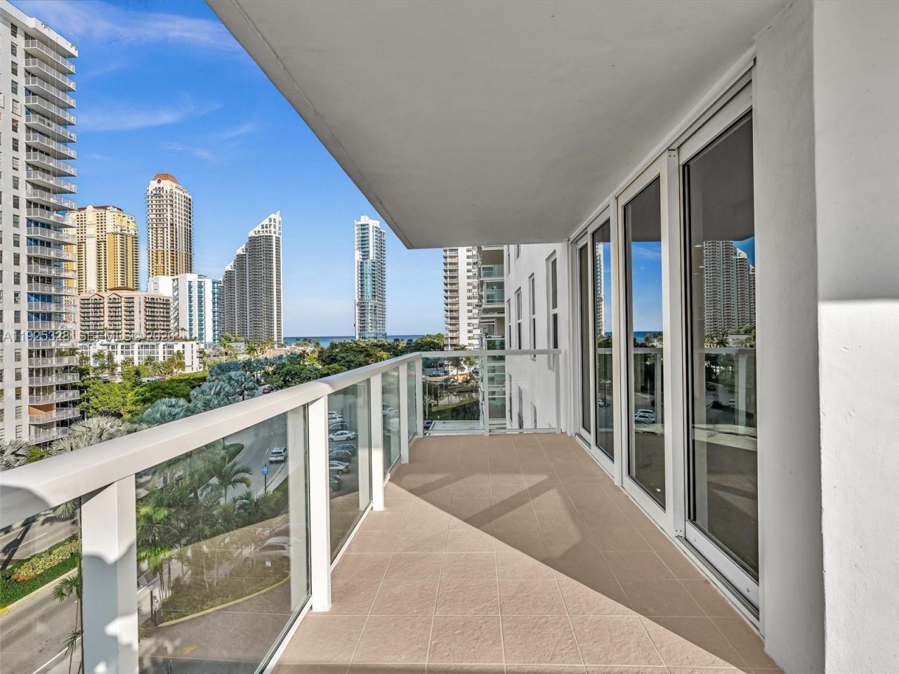 230 174th St, Unit 712, Sunny Isles Beach, FL 33160 Photo