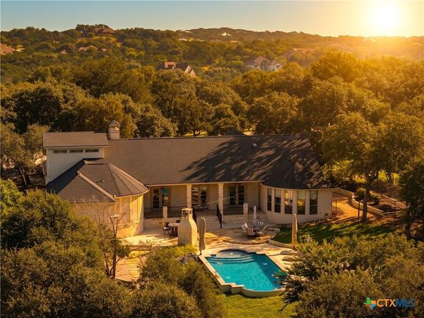 372 Shady Hollow, New Braunfels, TX 78132
