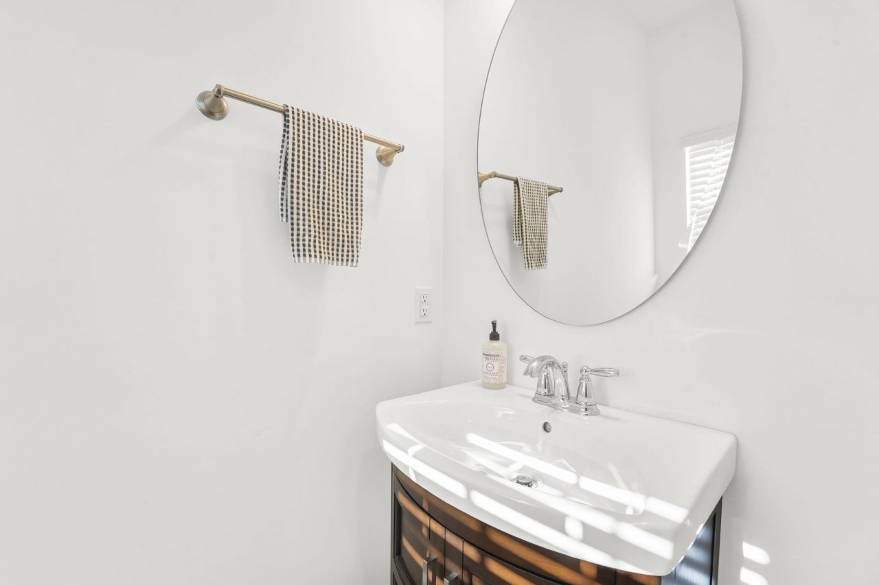 1265 Allusion Lane Photo 10