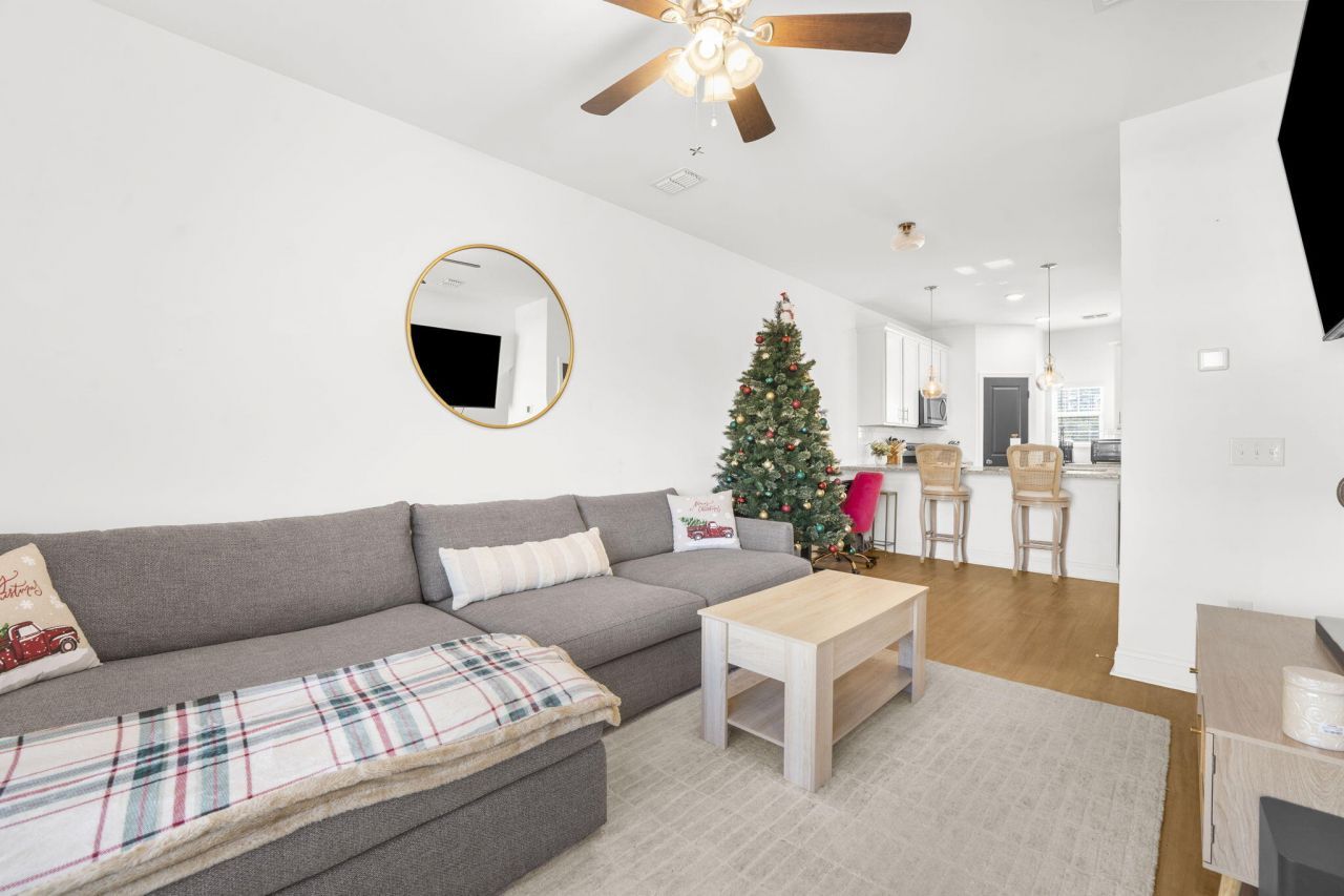 1265 Allusion Lane Photo 8