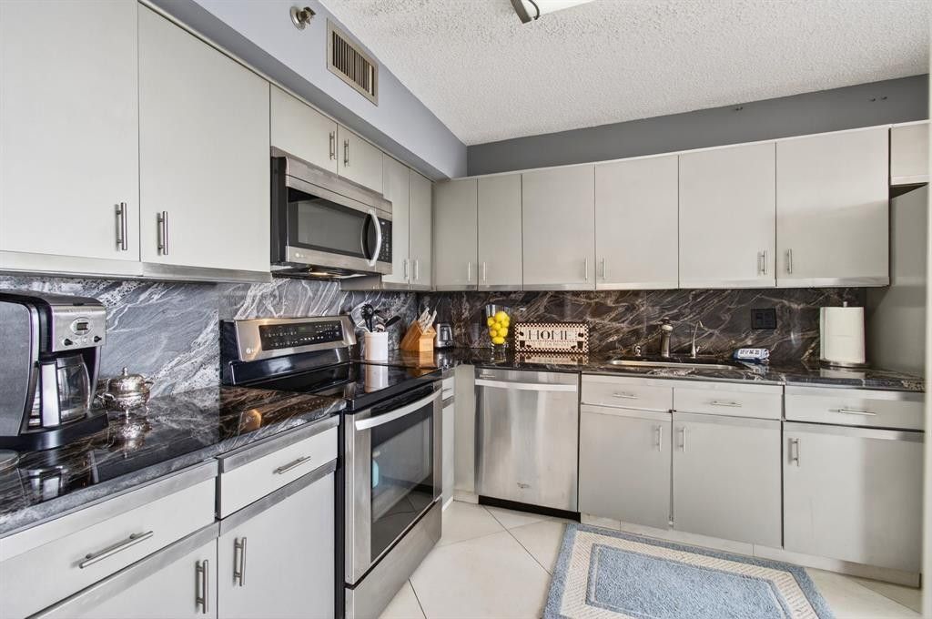 7145 Promenade Drive, Unit 602, Boca Raton, FL 33433 Photo