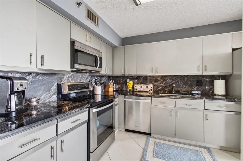 7145 Promenade Drive, Unit 602, Boca Raton, FL 33433 Photo