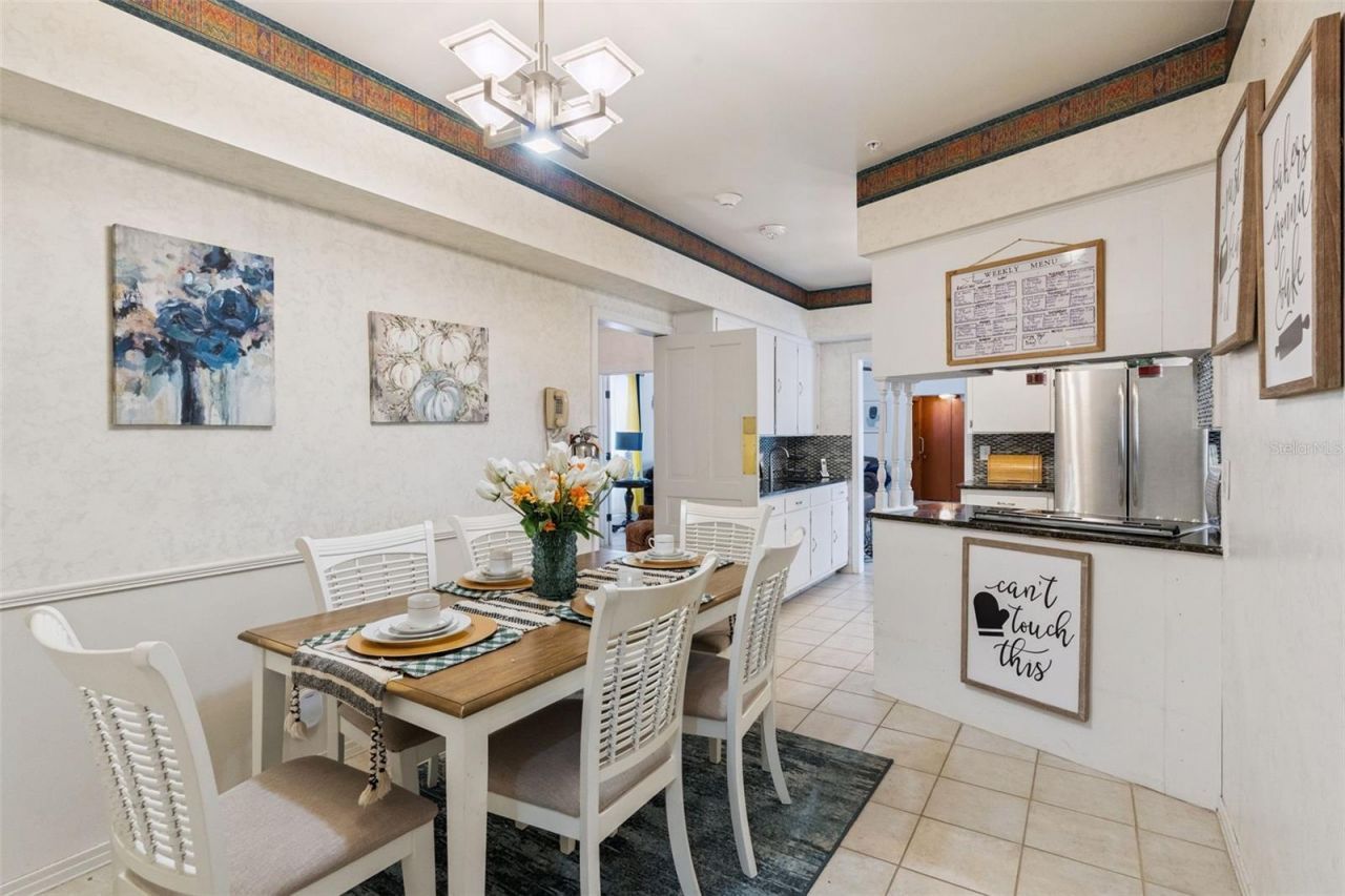 27 S Center Street, Eustis, FL 32726 Photo