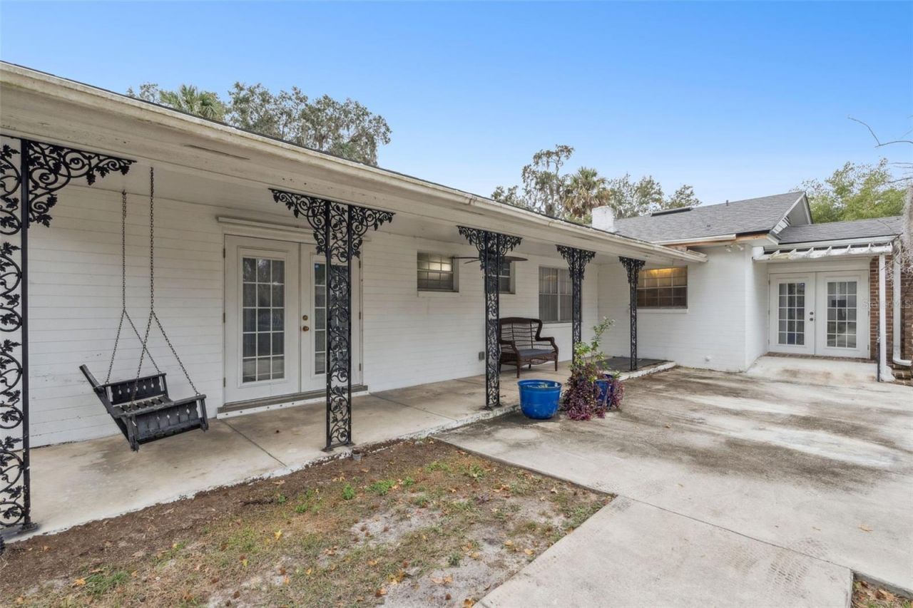 27 S Center Street, Eustis, FL 32726 Photo