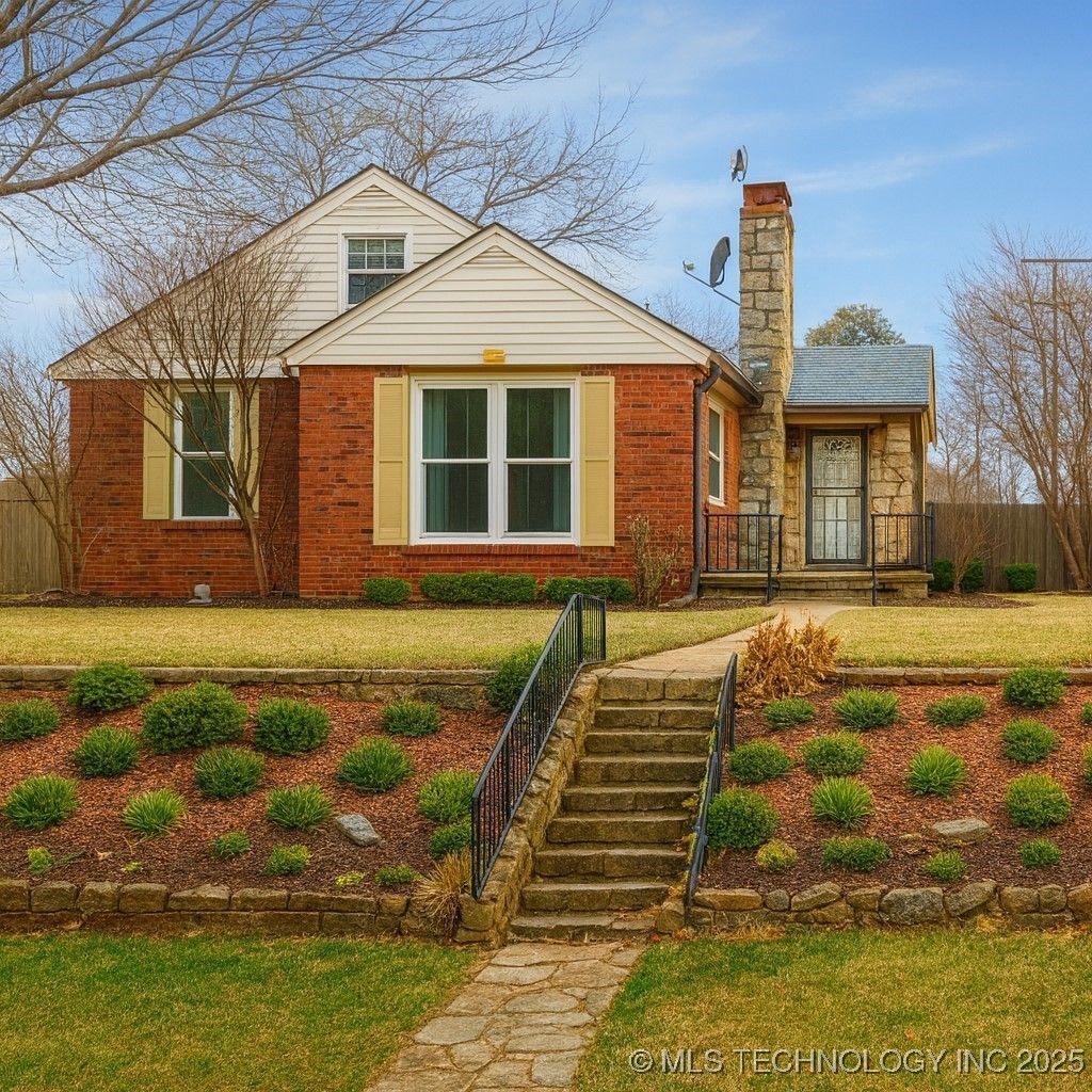 204 S Jamestown Avenue, Tulsa, OK 74112 Main Photo