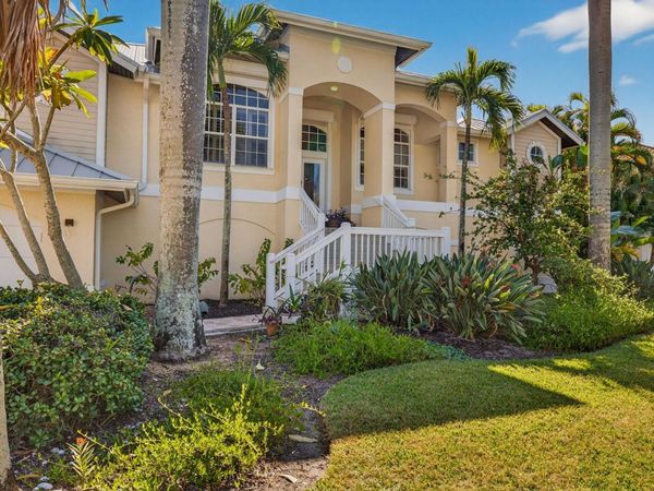 785 Birdie View Pt, Sanibel, FL 33957
