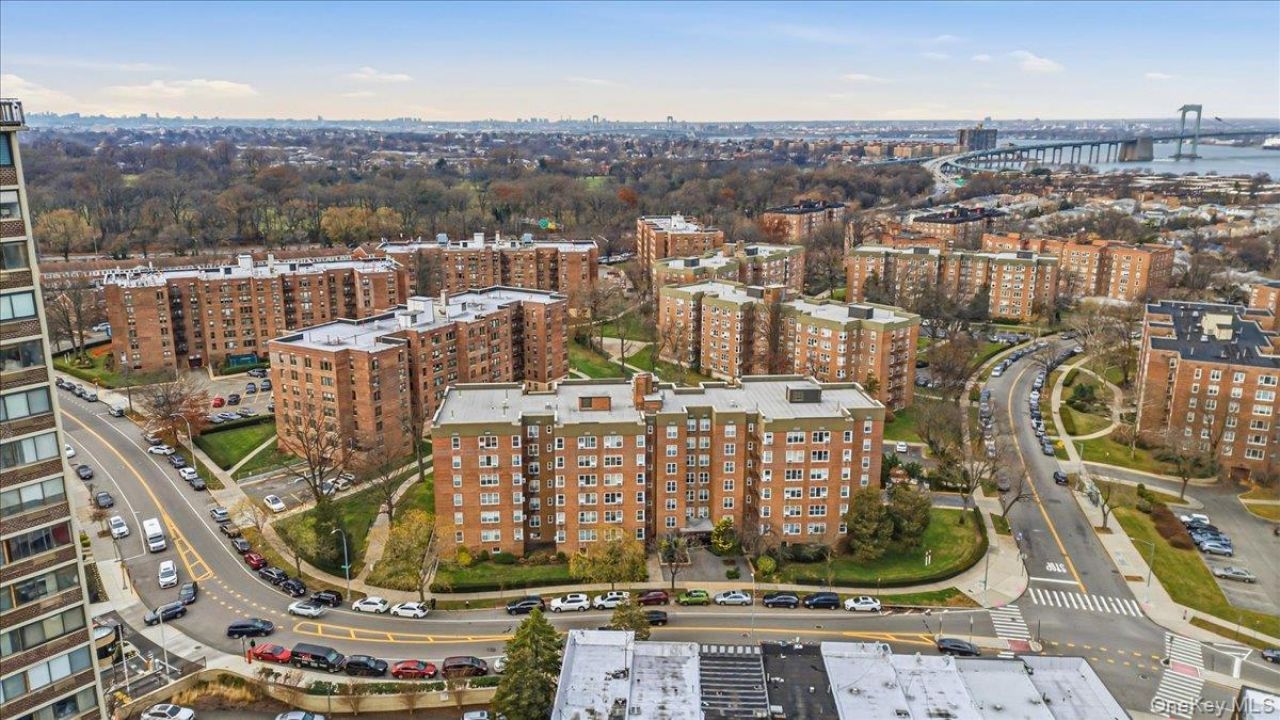 210-15 23rd Avenue, Unit 3F, Bayside, NY 11360 Main Photo