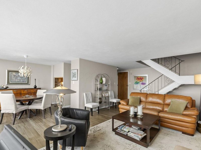 1000 Urlin Avenue , Unit 2007, Columbus, OH 43212 Photo 13