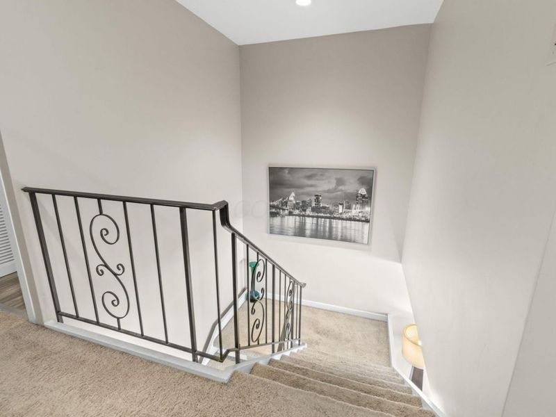 1000 Urlin Avenue , Unit 2007, Columbus, OH 43212 Photo 22