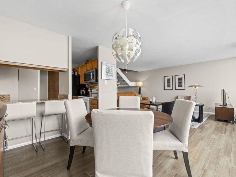 1000 Urlin Avenue , Unit 2007, Columbus, OH 43212 Photo 4