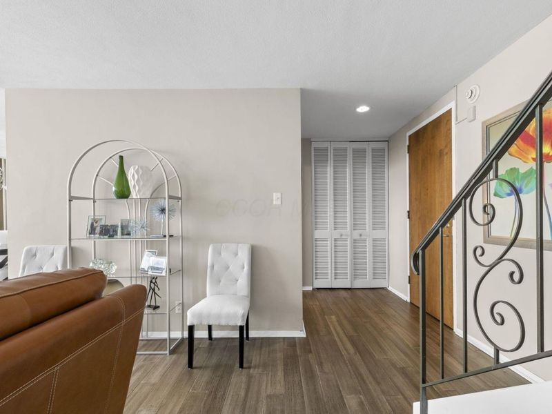 1000 Urlin Avenue , Unit 2007, Columbus, OH 43212 Photo 9