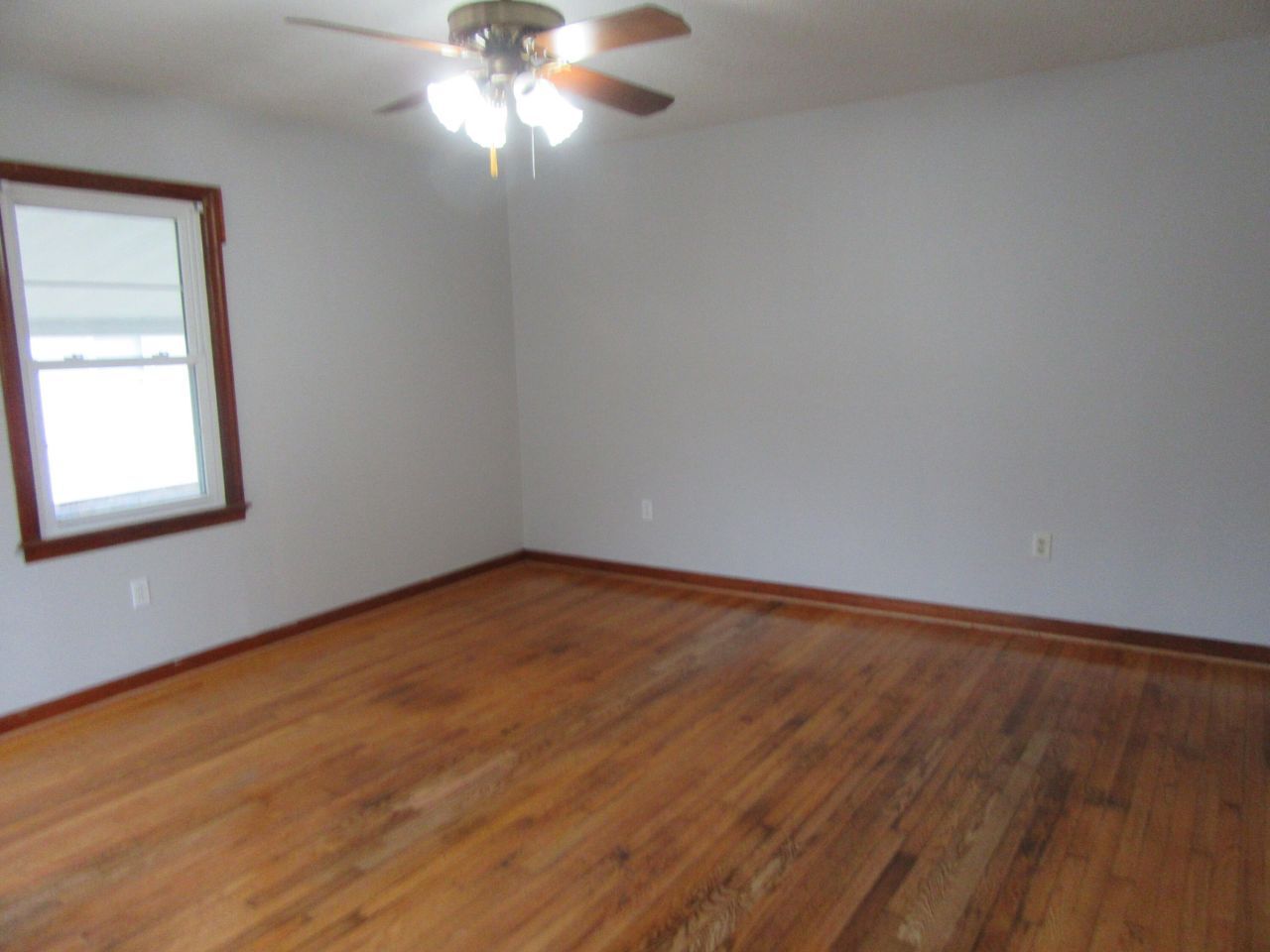 1253 Maxwell Street Photo 17