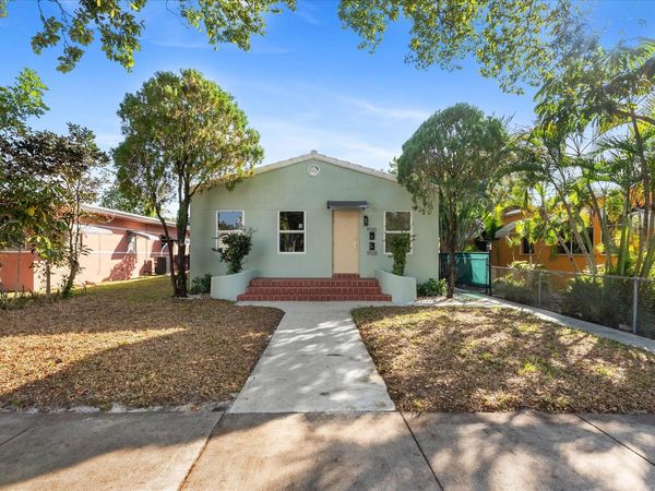 1928 Adams St, Hollywood, FL 33020