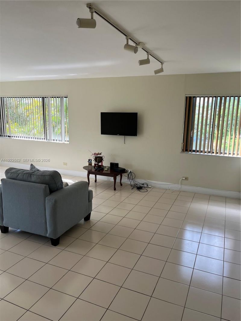 6701 SW 116th Court, Unit 203, Miami, FL 33173 Photo