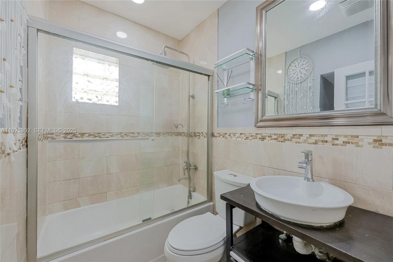 Please Call For Address, Hollywood, FL 33020 Photo