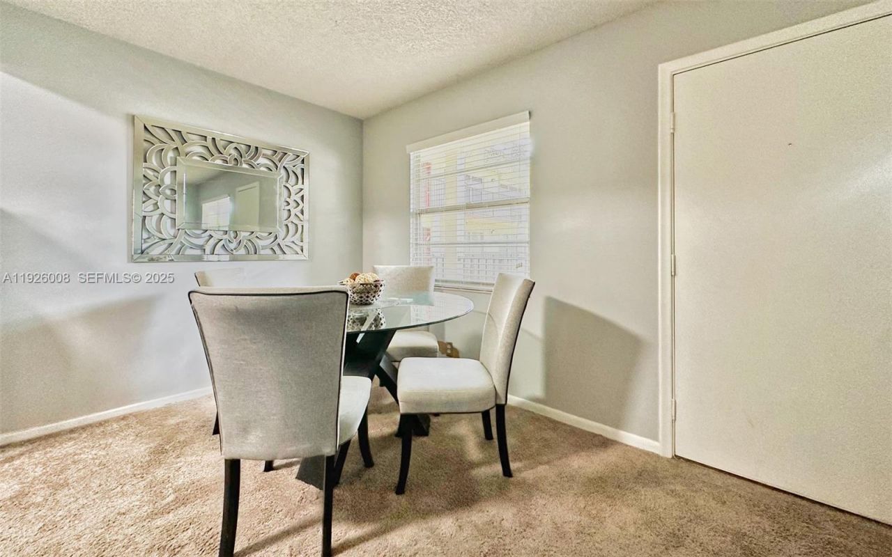 150 SW 134th Way, Unit 203R, Pembroke Pines, FL 33027 Photo