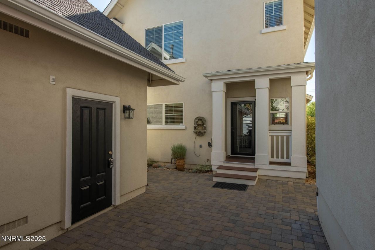 1304 Waterloo Drive, Reno, NV 89509 Photo