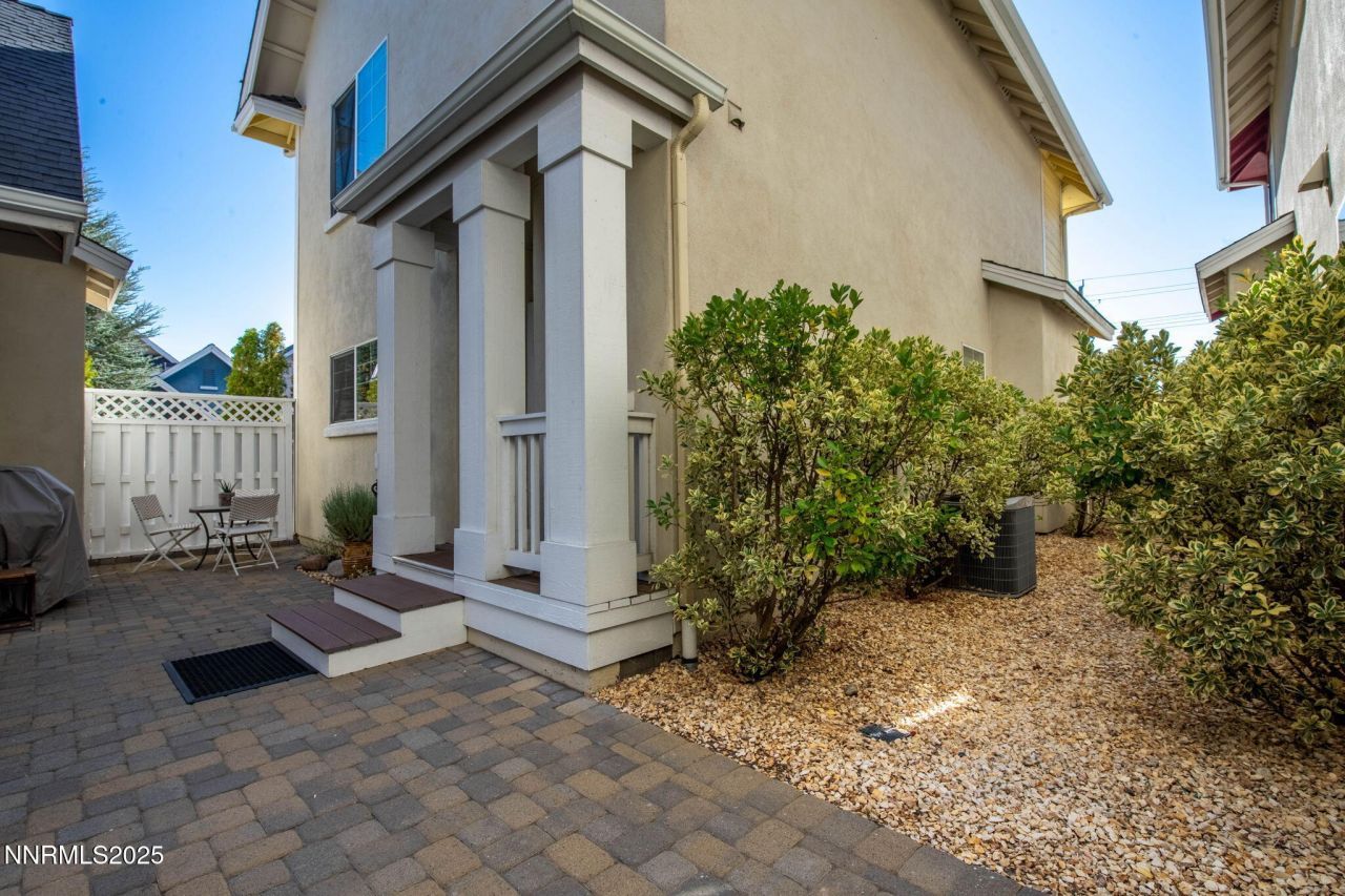 1304 Waterloo Drive, Reno, NV 89509 Photo