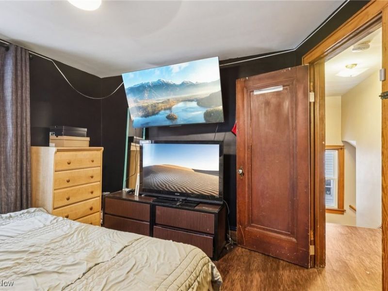 1281 Neptune Avenue, Akron, OH 44301 Photo 13