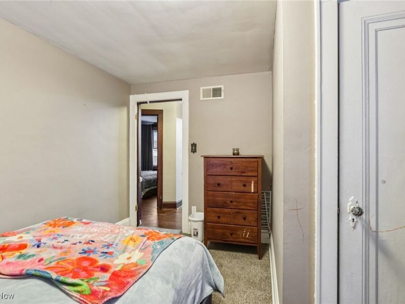 1281 Neptune Avenue, Akron, OH 44301 Photo 17