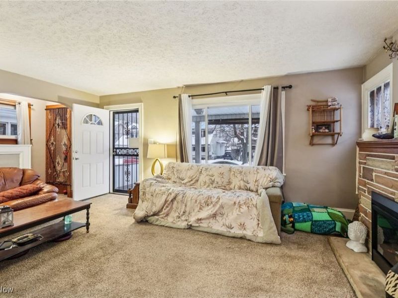 1281 Neptune Avenue, Akron, OH 44301 Photo 6