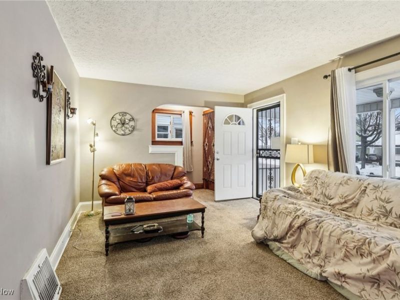 1281 Neptune Avenue, Akron, OH 44301 Photo 7