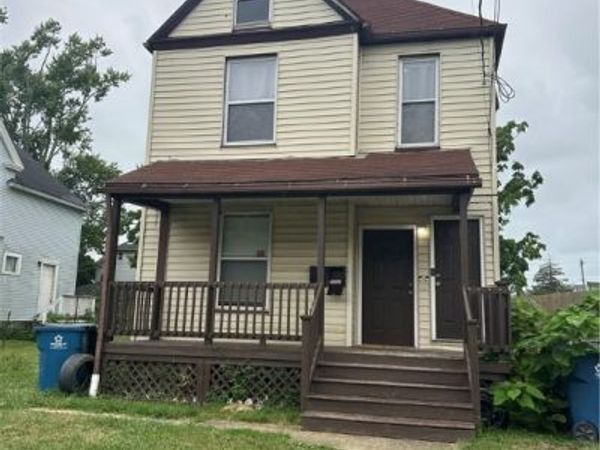814 Lovett Place, Unit 2, Lorain, OH 44052