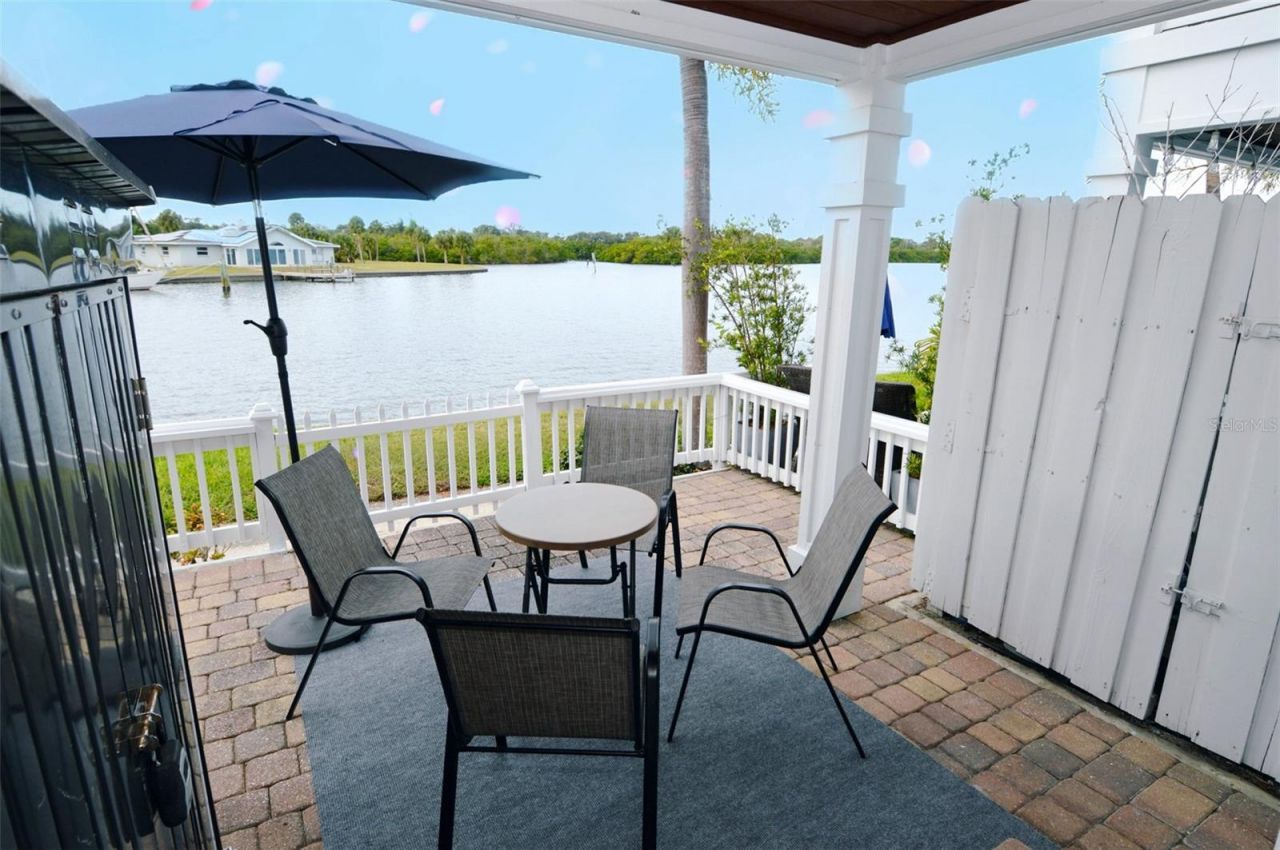 3837 Pompano Drive Se, Unit 3837(Furni, Saint Petersburg, FL 33705 Photo