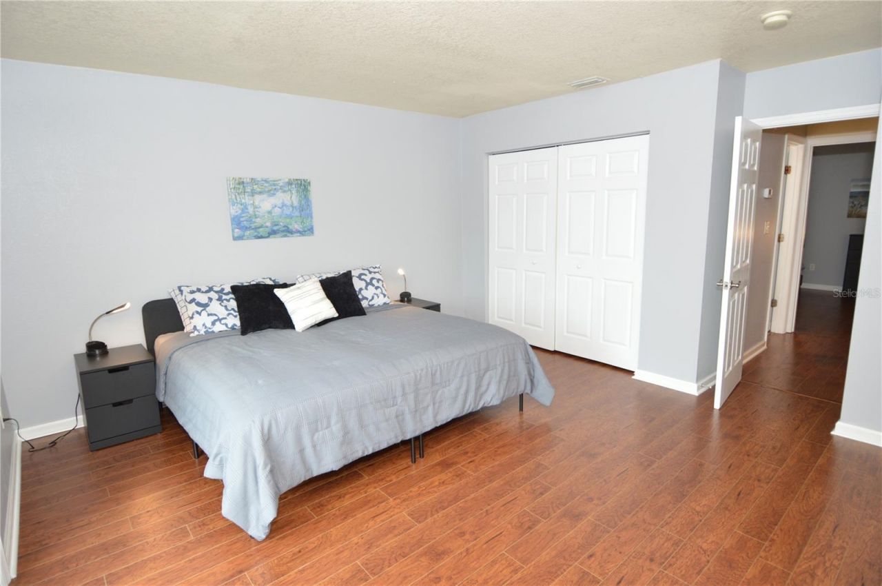 3837 Pompano Drive Se, Unit 3837(Furni, Saint Petersburg, FL 33705 Photo