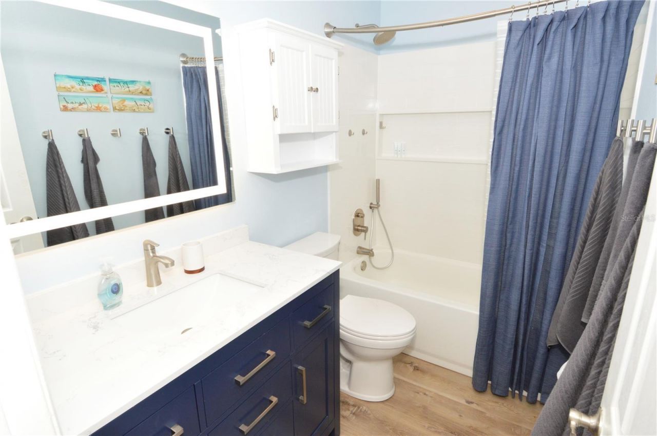 3837 Pompano Drive Se, Unit 3837(Furni, Saint Petersburg, FL 33705 Photo