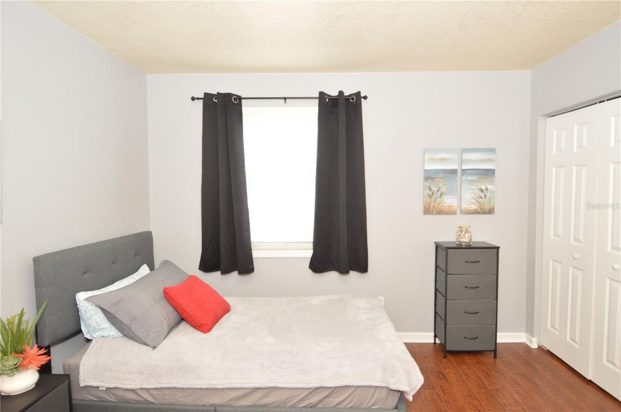 3837 Pompano Drive Se, Unit 3837(Furni, Saint Petersburg, FL 33705 Photo