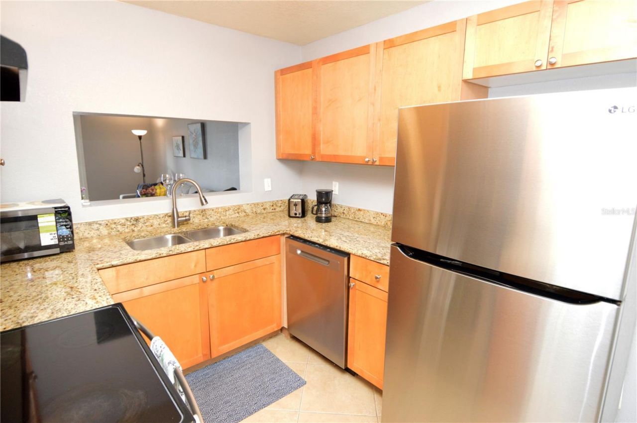 3837 Pompano Drive Se, Unit 3837(Furni, Saint Petersburg, FL 33705 Photo