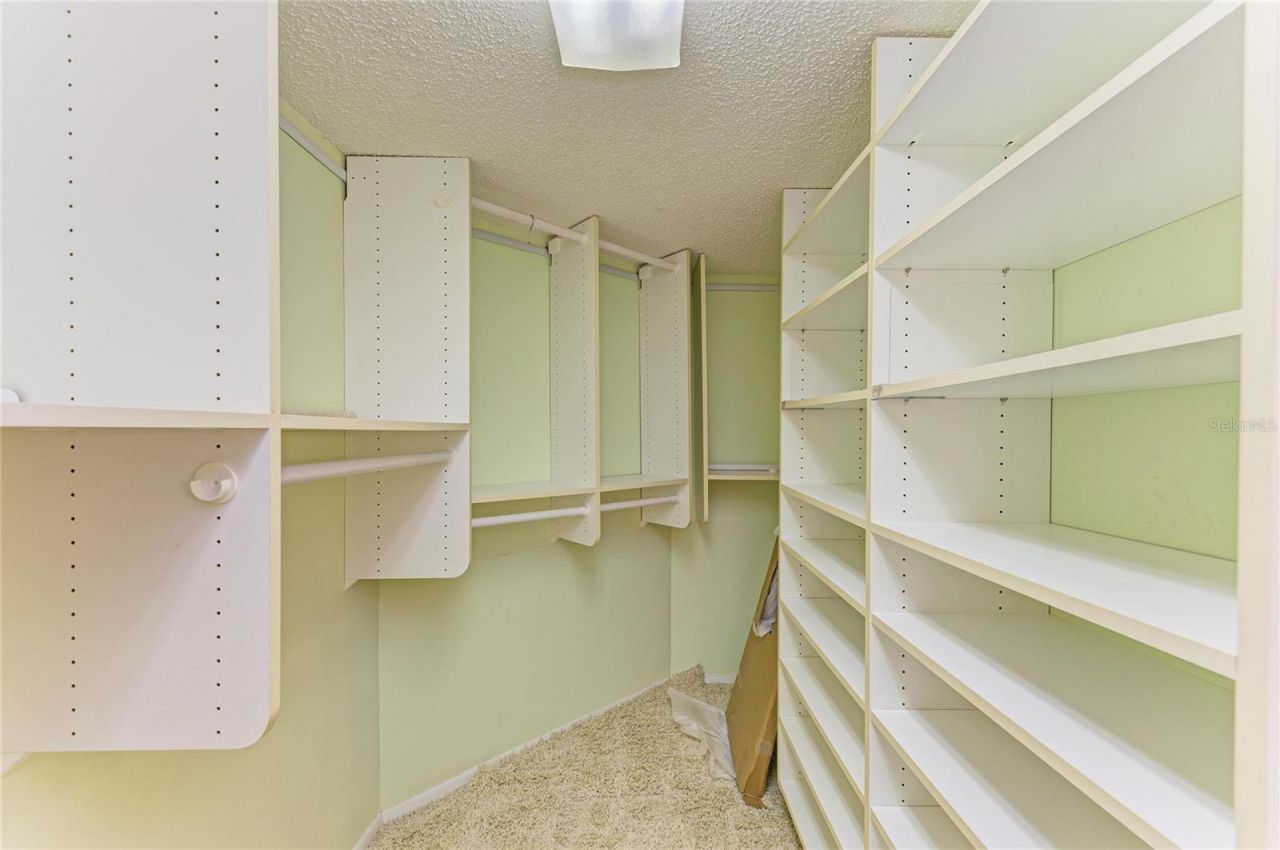 5700 Escondida Boulevard S, Unit 201, Saint Petersburg, FL 33715 Photo