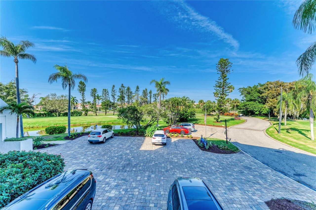 5700 Escondida Boulevard S, Unit 201, Saint Petersburg, FL 33715 Photo