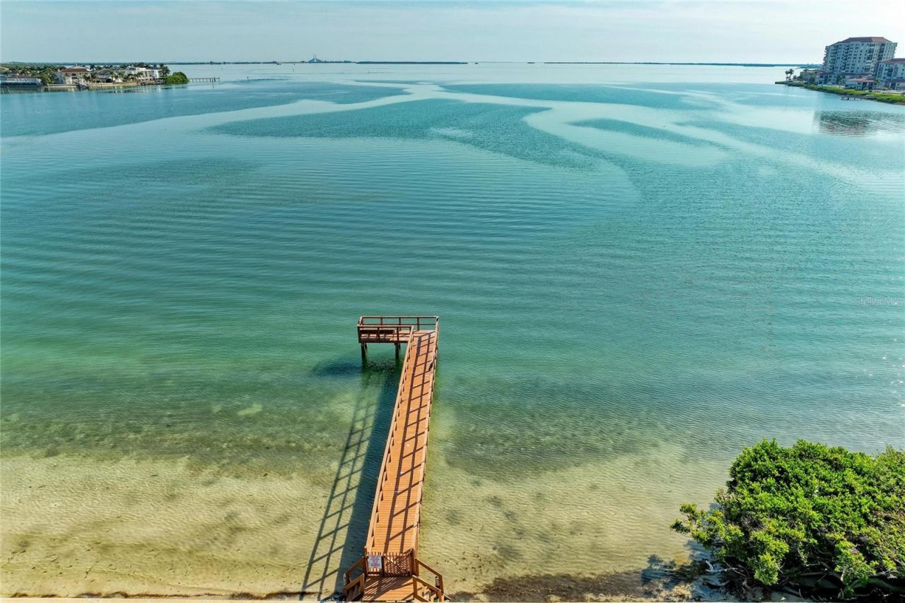 5700 Escondida Boulevard S, Unit 201, Saint Petersburg, FL 33715 Photo