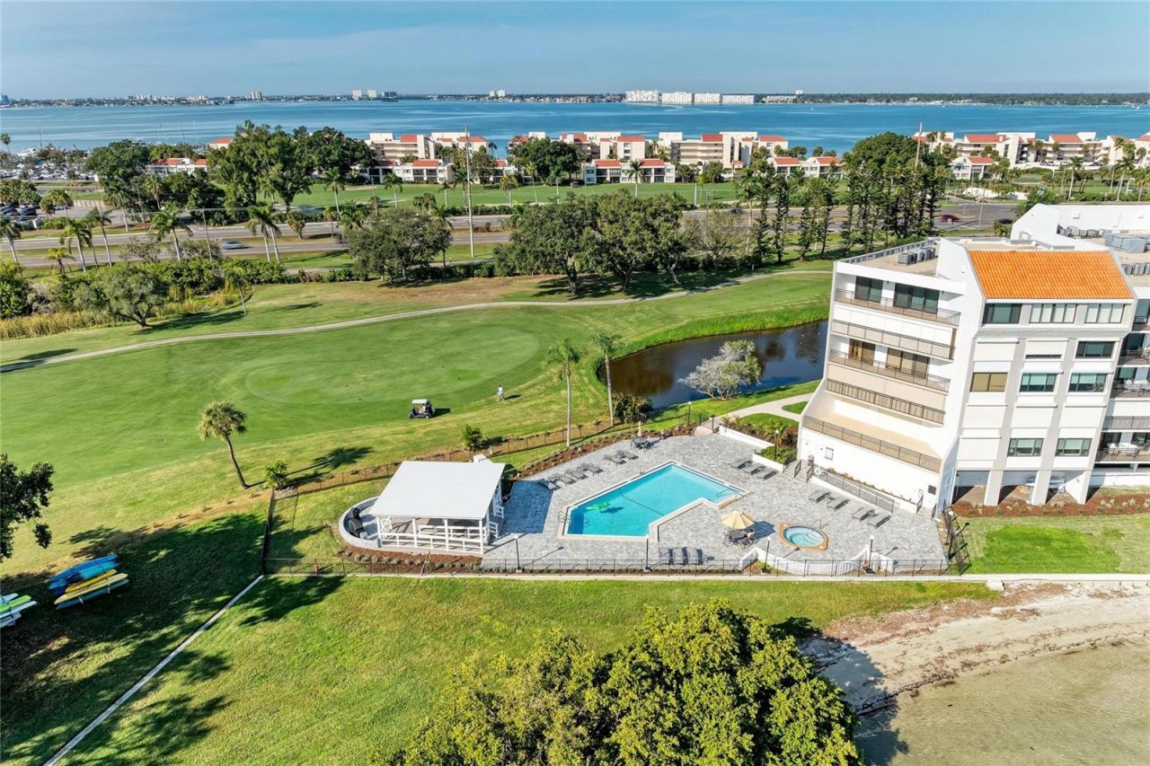 5700 Escondida Boulevard S, Unit 201, Saint Petersburg, FL 33715 Photo