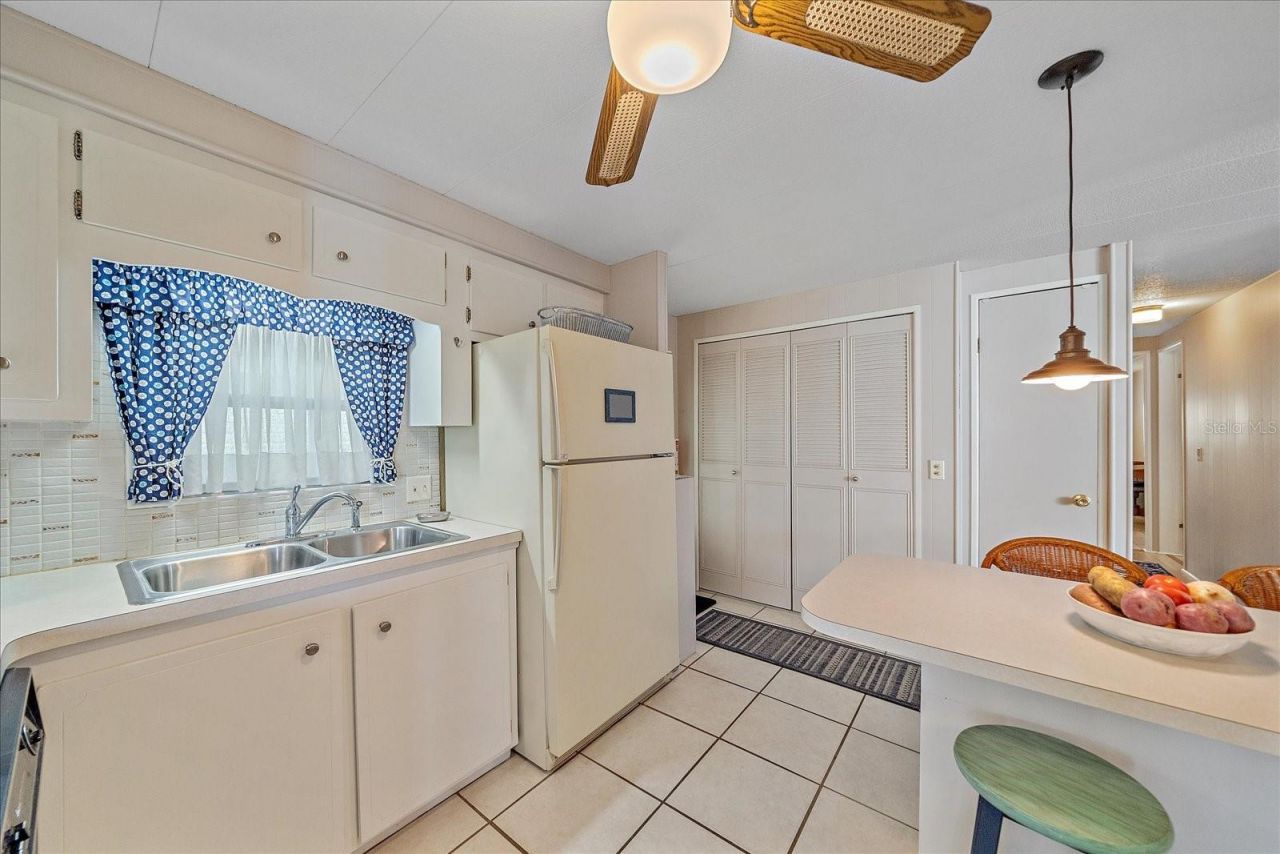 220 Bimini Drive, Palmetto, FL 34221 Photo